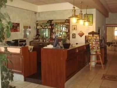 Hotel Auberge De Bonpas Logis De France Avignone Esterno foto