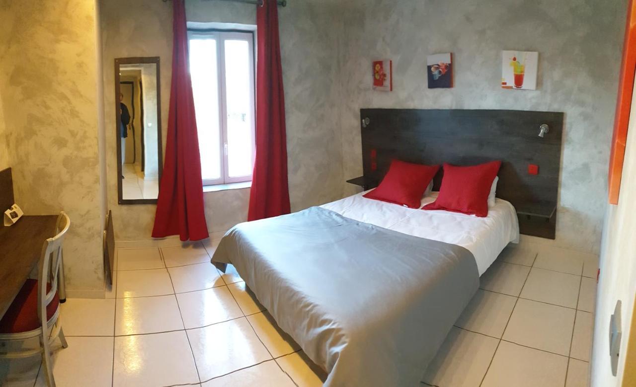 Hotel Auberge De Bonpas Logis De France Avignone Esterno foto